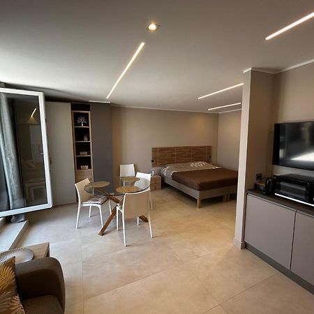 R39 Attic With Terrace And Private Parking Apartamento Milão Exterior foto